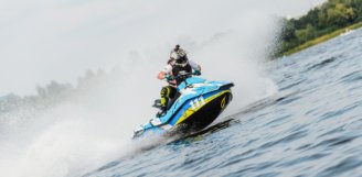 Відео та фотозвіт зі змагань ”Чемпіонат України з аквабайку. 3-й етап.”, який пройшов 15-16 вересня в Києві.